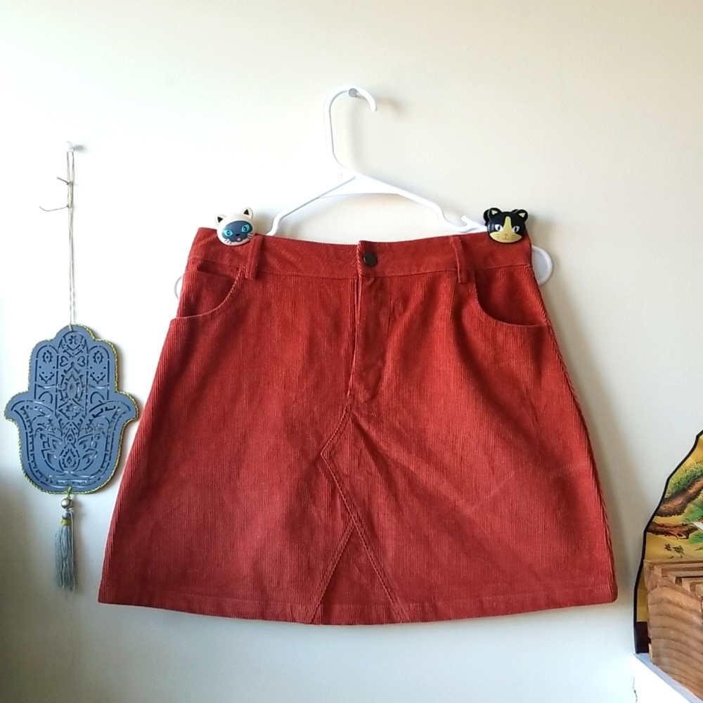 Amichi Collection Burnt Orange Corduroy Skirt Size Med